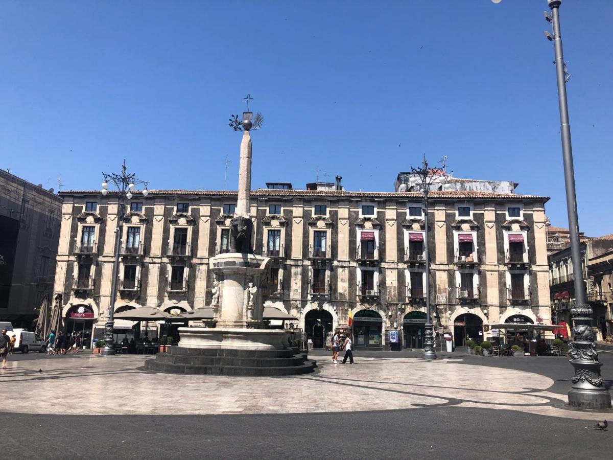 La Finestra Sul Duomo Διαμέρισμα Κατάνια Εξωτερικό φωτογραφία